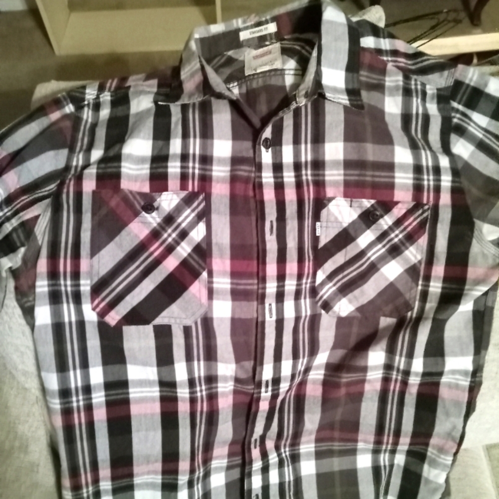 Long sleeve button up plaid